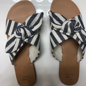 Summer sandals